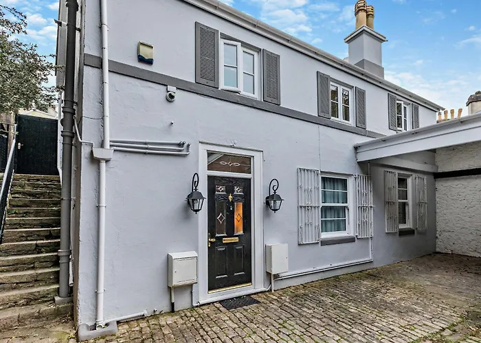 4 Bed In Torquay Oc-94002